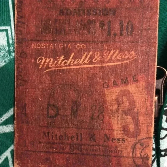 Mitchell & Ness Celtics hoodie - Picture 6 of 8